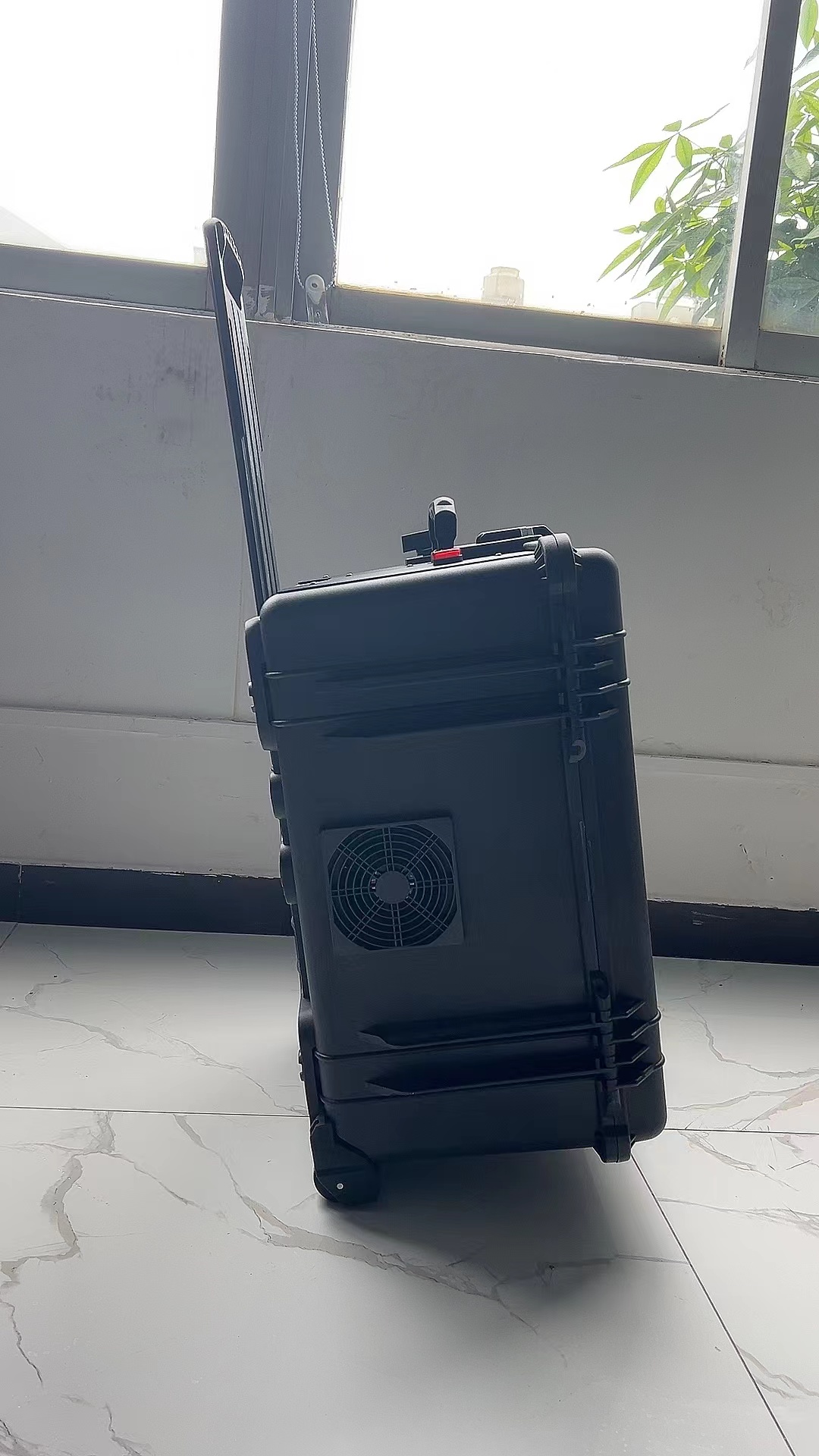 靖江手拉箱型移动通信干扰器